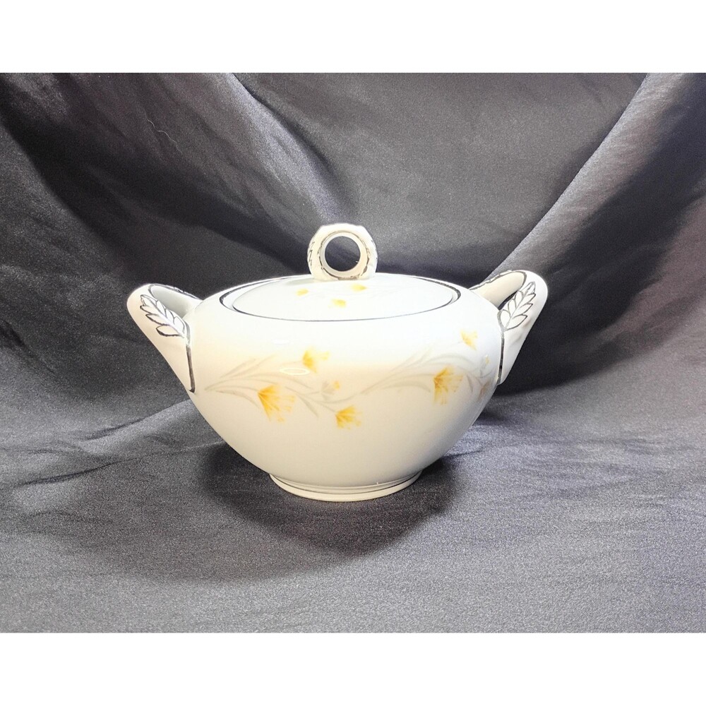 Summit Dream Sugar Bowl with Lid Japan